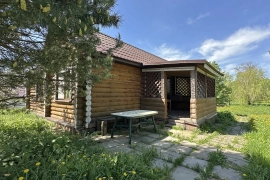 Продаётся дом с участком